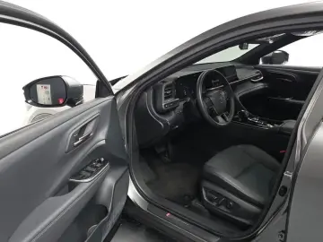 2024 Toyota Crown с пробегом 3 082 км