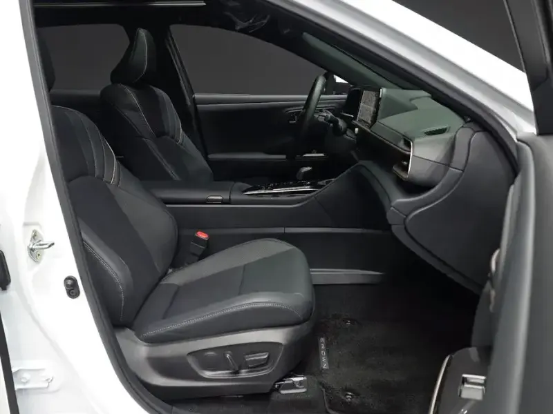 2024 Toyota Crown с пробегом 2 141 км