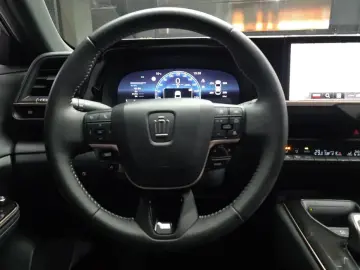 2024 Toyota Crown с пробегом 2 141 км