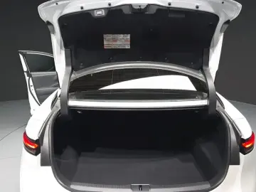 2024 Toyota Crown с пробегом 2 141 км