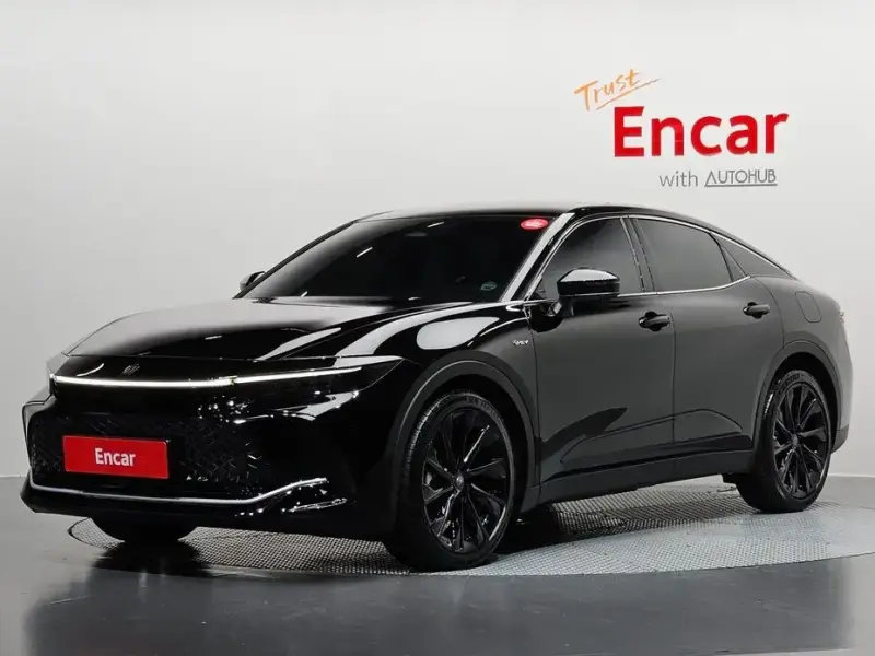 2025 Toyota Crown с пробегом 4 262 км