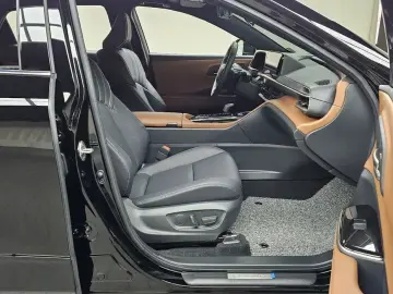 2025 Toyota Crown с пробегом 4 262 км