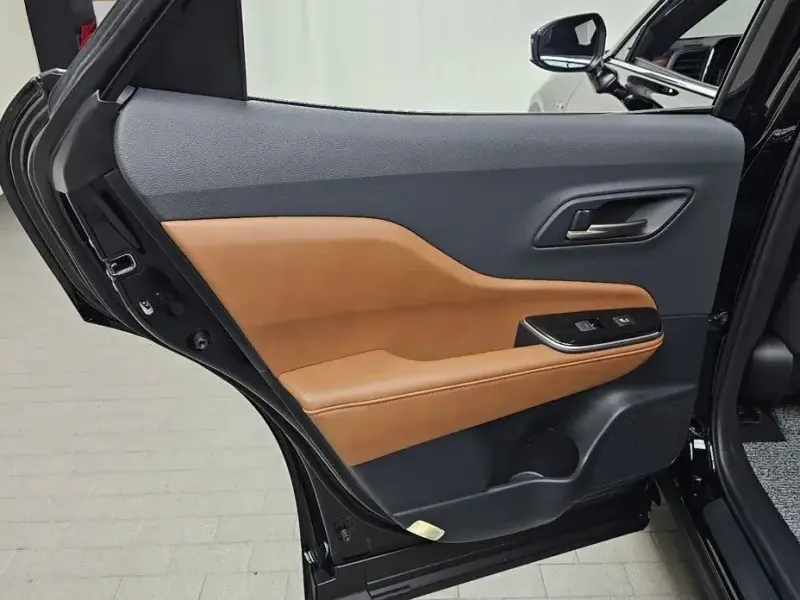 2025 Toyota Crown с пробегом 4 262 км
