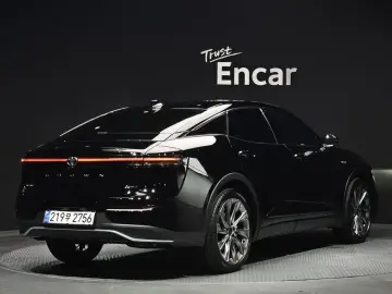 2025 Toyota Crown с пробегом 4 258 км