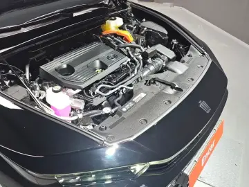 2025 Toyota Crown с пробегом 4 258 км
