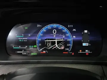 2025 Toyota Crown с пробегом 4 258 км