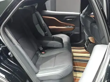 2025 Toyota Crown с пробегом 4 258 км