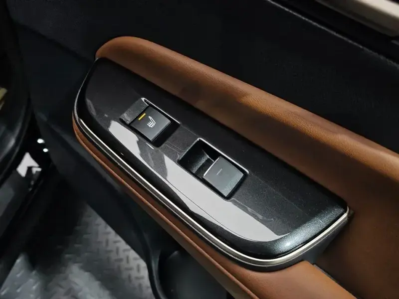 2025 Toyota Crown с пробегом 4 258 км