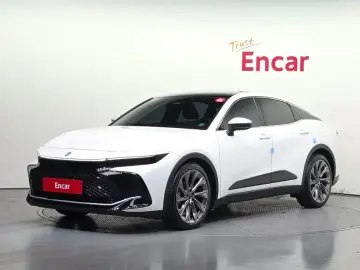 2023 Toyota Crown с пробегом 18 693 км
