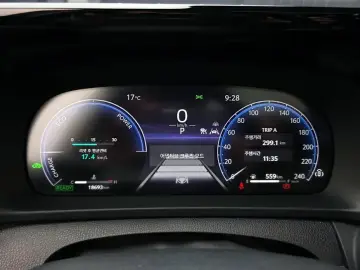 2023 Toyota Crown с пробегом 18 693 км