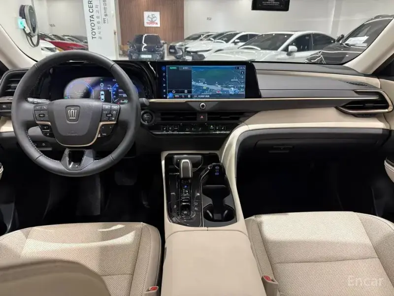 2024 Toyota Crown с пробегом 366 км