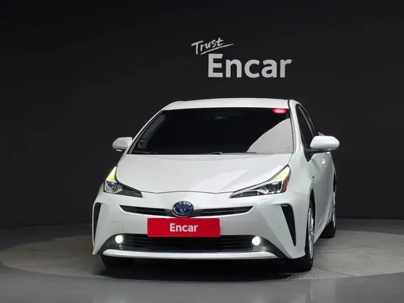2022 Toyota Prius с пробегом 53 249 км