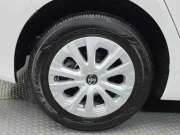 2022 Toyota Prius с пробегом 53 249 км