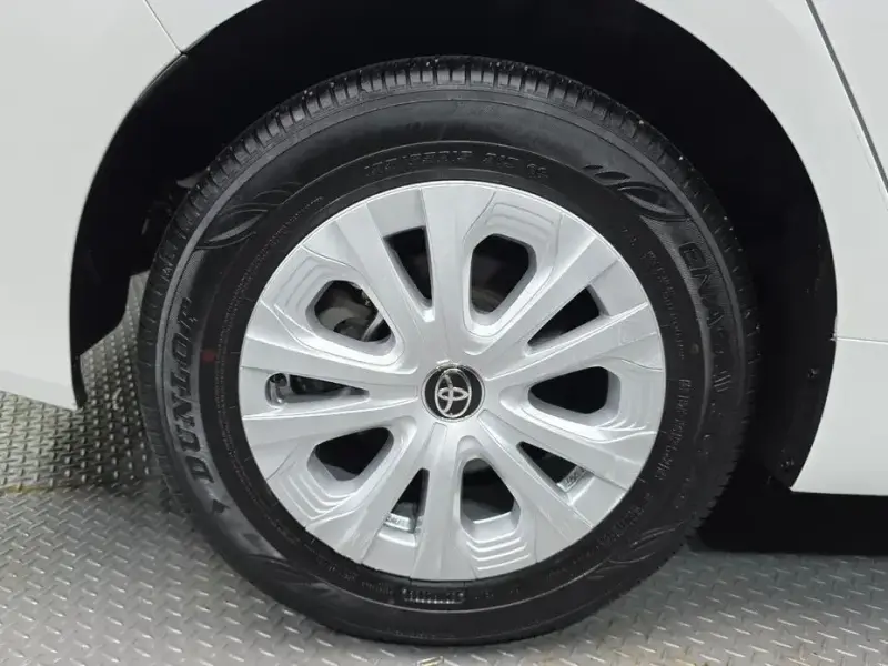 2022 Toyota Prius с пробегом 53 249 км