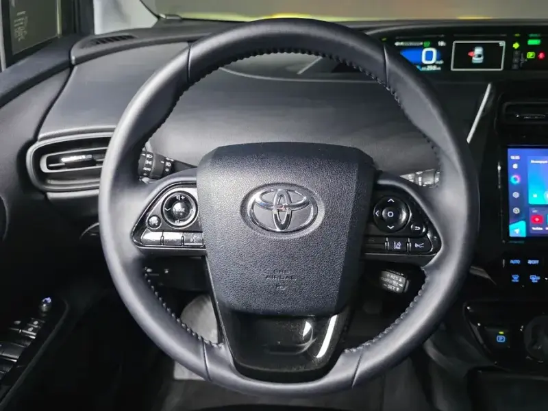 2022 Toyota Prius с пробегом 53 249 км