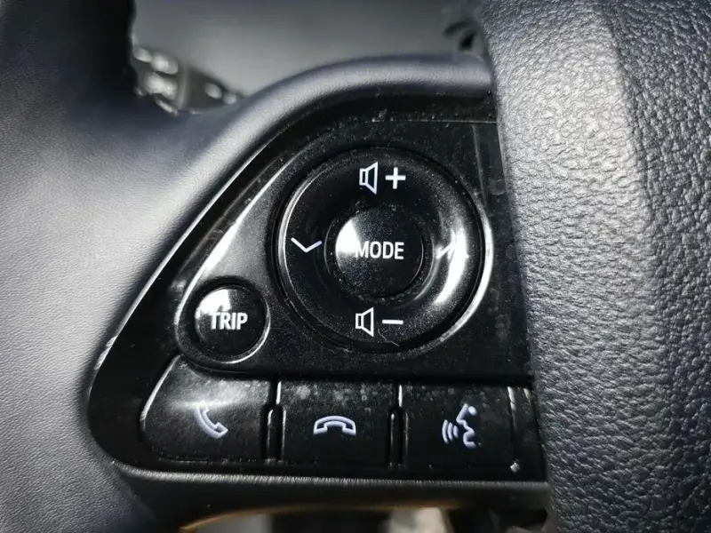 2022 Toyota Prius с пробегом 53 249 км