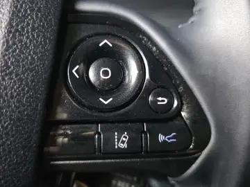 2022 Toyota Prius с пробегом 53 249 км