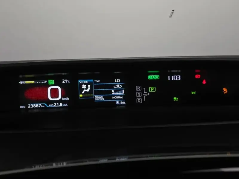 2022 Toyota Prius с пробегом 23 867 км