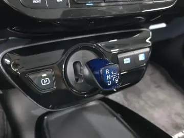 2022 Toyota Prius с пробегом 23 867 км