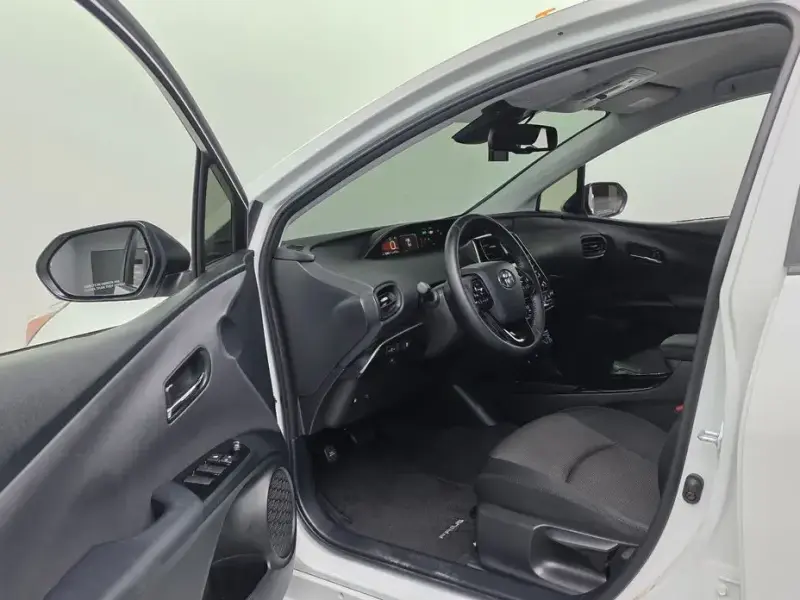 2022 Toyota Prius с пробегом 23 867 км