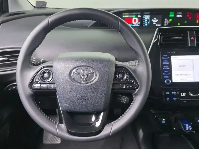 2022 Toyota Prius с пробегом 23 867 км