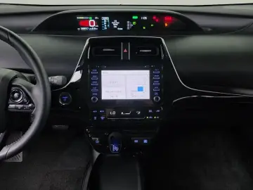 2022 Toyota Prius с пробегом 23 867 км