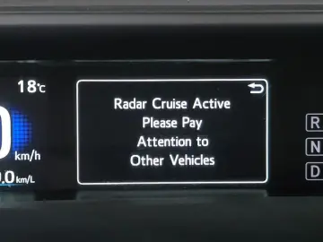 2022 Toyota Prius с пробегом 53 249 км