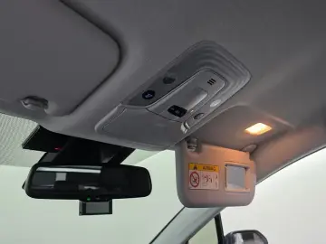 2022 Toyota Prius с пробегом 23 867 км