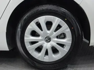 2022 Toyota Prius с пробегом 23 867 км