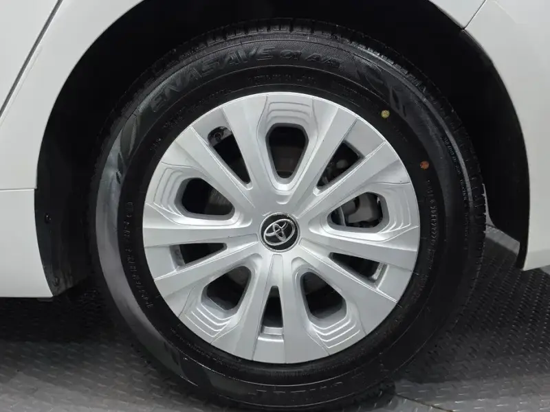 2022 Toyota Prius с пробегом 23 867 км