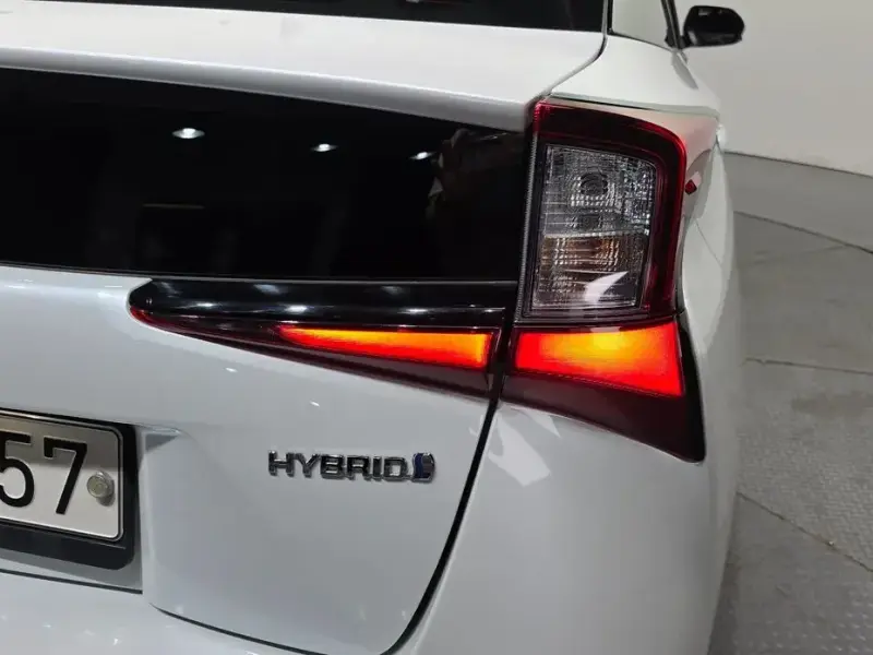 2022 Toyota Prius с пробегом 23 867 км