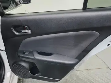 2022 Toyota Prius с пробегом 23 867 км