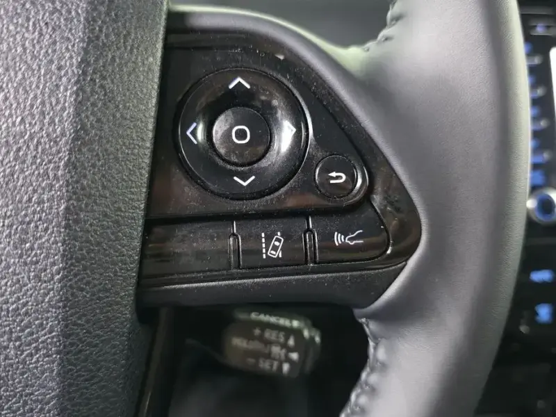 2022 Toyota Prius с пробегом 23 867 км