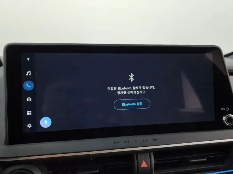2025 Toyota Prius с пробегом 3 694 км