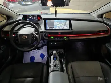 2023 Toyota Prius с пробегом 28 347 км