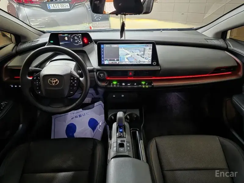 2023 Toyota Prius с пробегом 28 347 км