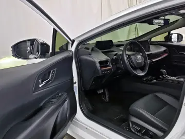 2024 Toyota Prius с пробегом 17 370 км