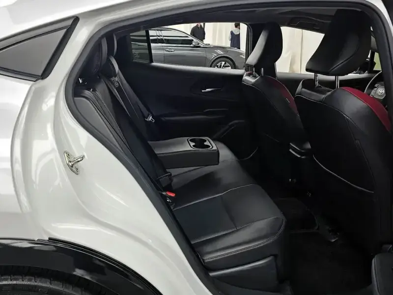 2024 Toyota Prius с пробегом 17 370 км