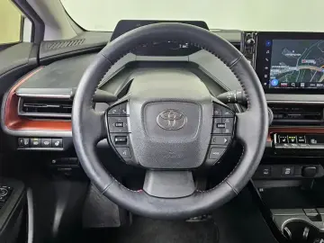 2024 Toyota Prius с пробегом 17 370 км
