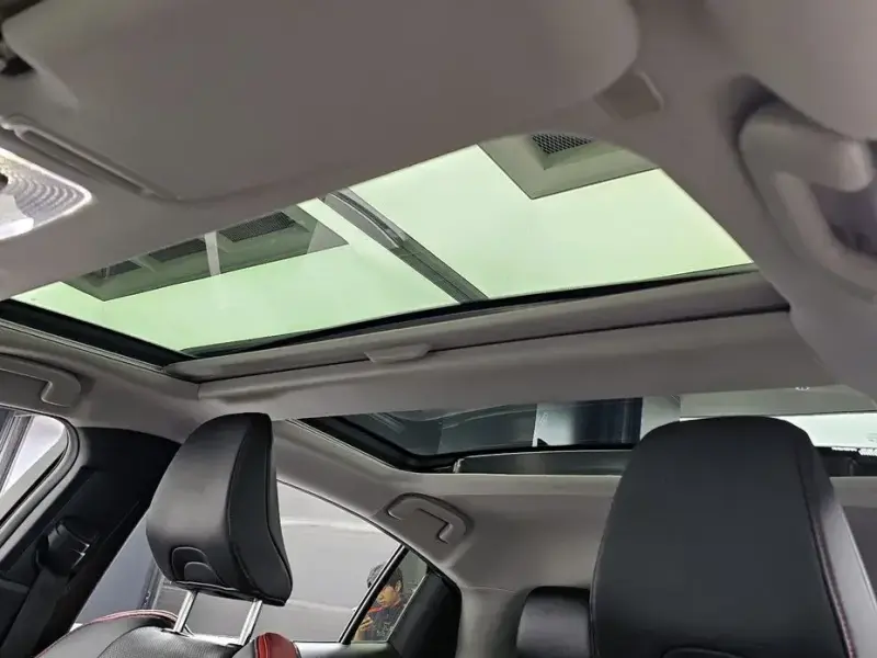 2024 Toyota Prius с пробегом 17 370 км