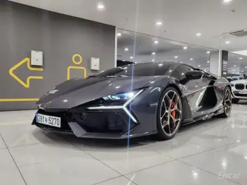 2025 Lamborghini Revuelto с пробегом 270 км