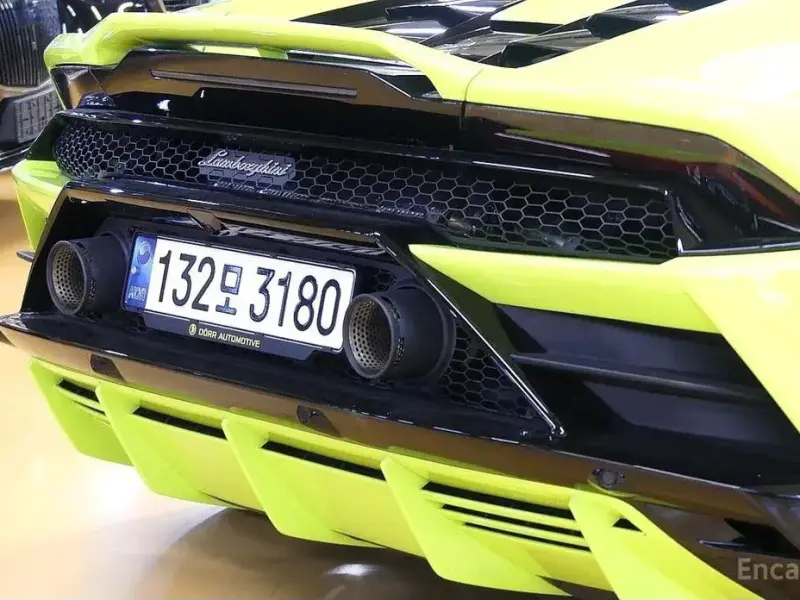 2022 Lamborghini Huracán с пробегом 11 000 км