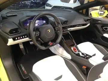 2022 Lamborghini Huracán с пробегом 11 000 км
