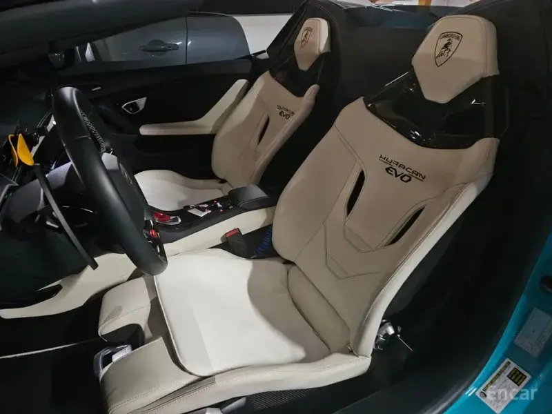 2022 Lamborghini Huracán с пробегом 17 000 км