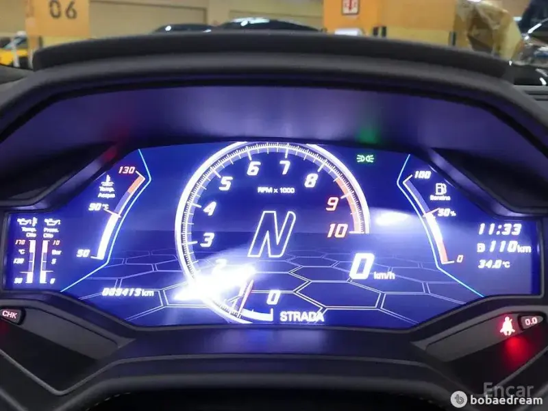 2023 Lamborghini Huracán с пробегом 9 400 км