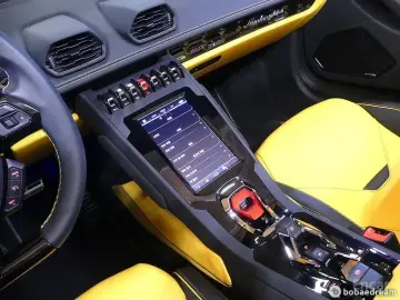2023 Lamborghini Huracán с пробегом 9 400 км