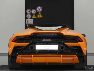 2023 Lamborghini Huracán с пробегом 3 920 км