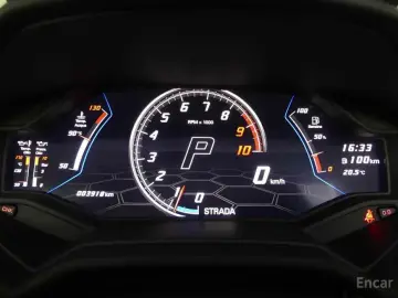 2023 Lamborghini Huracán с пробегом 3 920 км