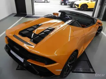 2023 Lamborghini Huracán с пробегом 3 920 км
