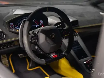 2023 Lamborghini Huracán с пробегом 9 092 км